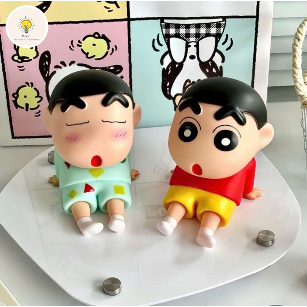 Shin Cậu Bé Bút Chì Dáng Ngồi Siêu Yêu – Giá Đỡ Điện Thoại & Trang trí Góc Học Tập